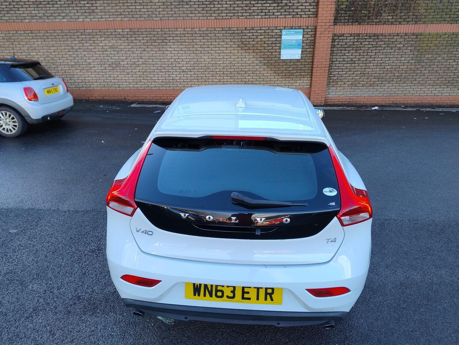 Used Volvo V40 for sale - 77400445: Photo 13