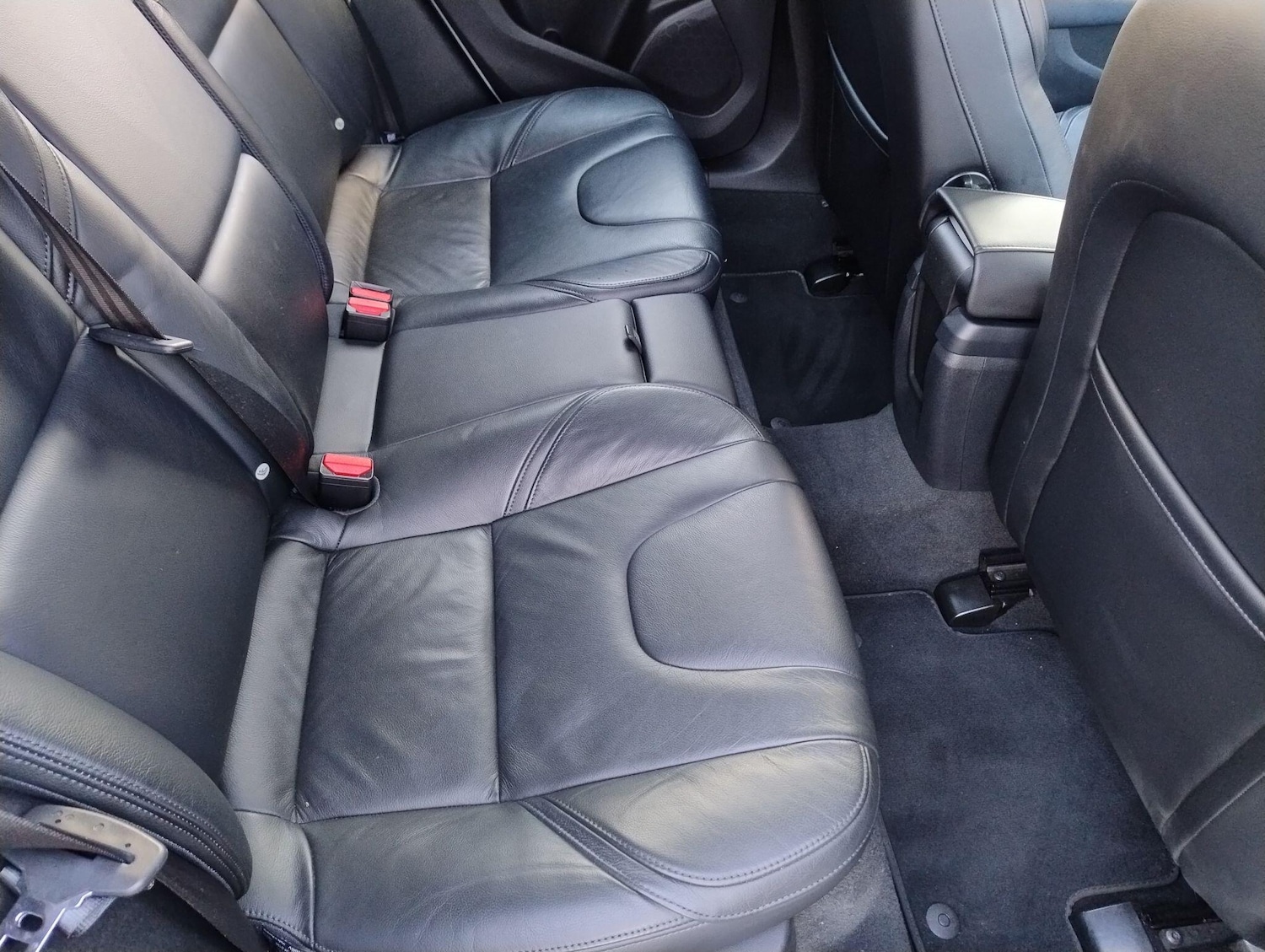 Used Volvo V40 for sale - 77400445: Photo 32