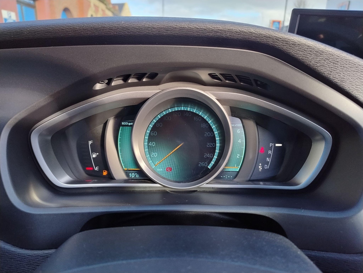 Used Volvo V40 for sale - 77400445: Photo 60