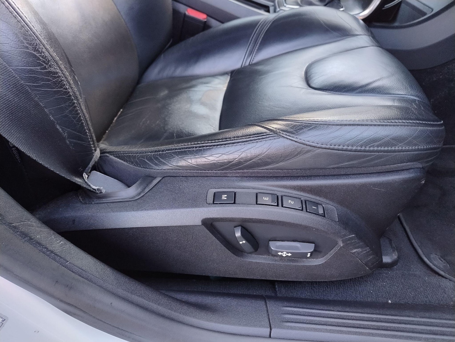 Used Volvo V40 for sale - 77400445: Photo 83