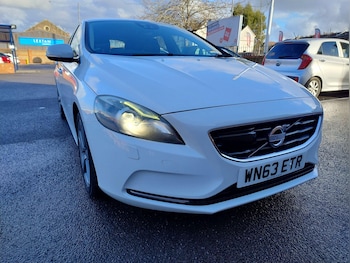 (63) - 1.6 T4 SE Lux Nav Powershift Euro 5 (s/s) 5dr