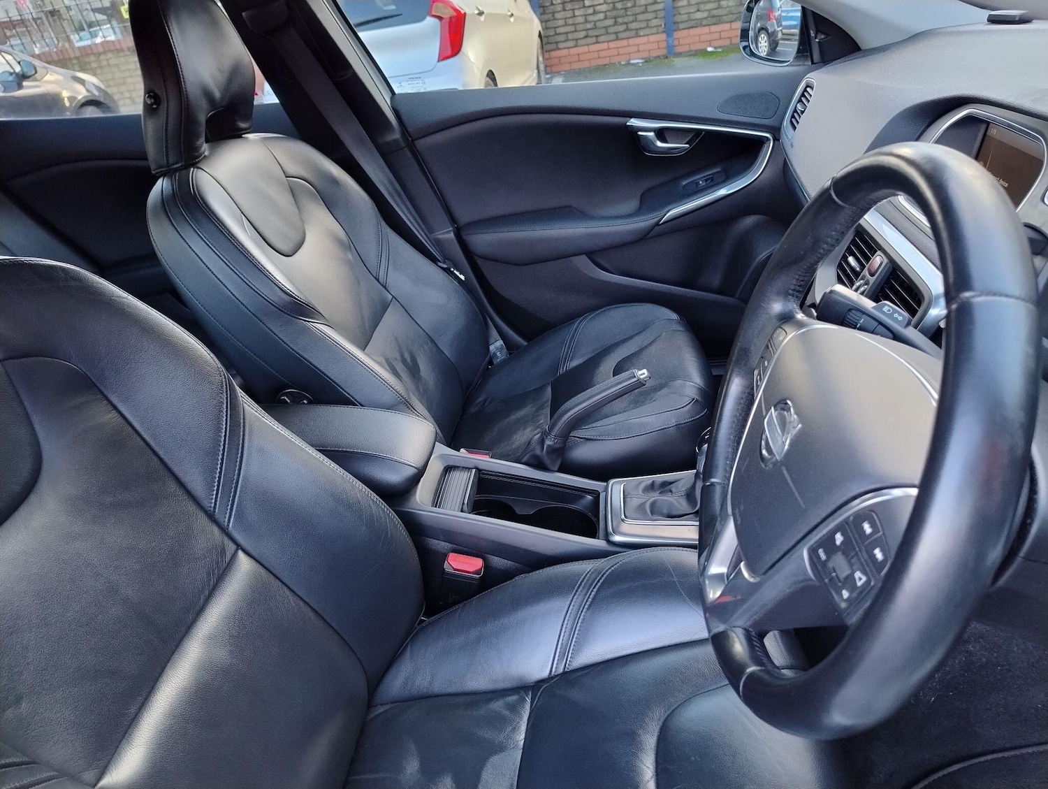 Used Volvo V40 for sale - 77279330: Photo 26