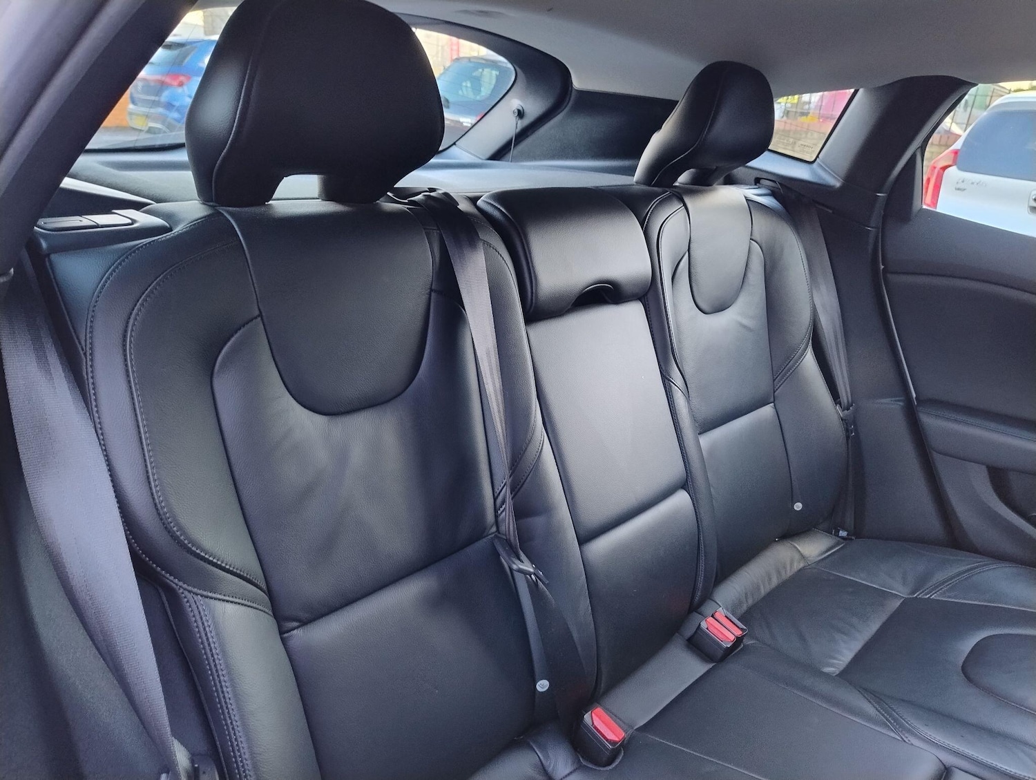 Used Volvo V40 for sale - 77279330: Photo 34