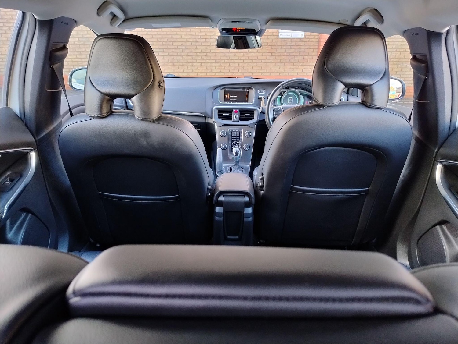 Used Volvo V40 for sale - 77279330: Photo 76