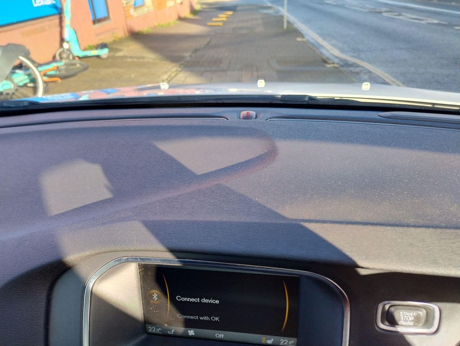 Used Volvo V40 for sale - 77279330: Photo 80