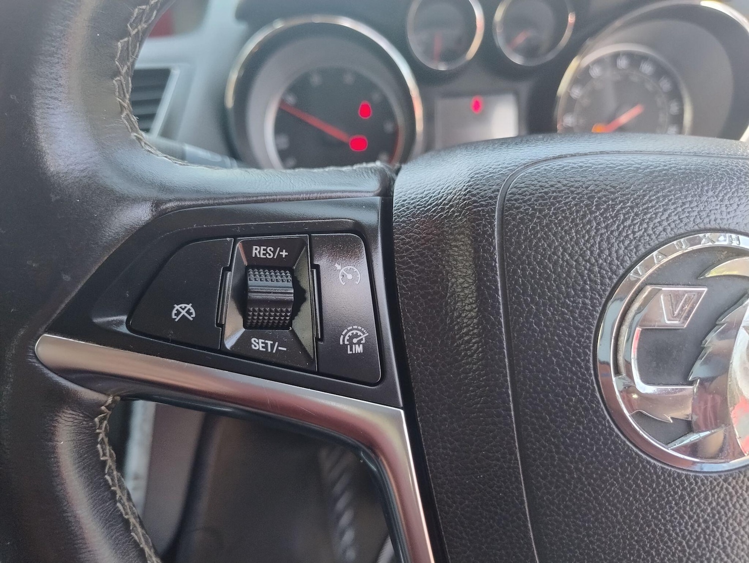 Used Vauxhall Mokka 2016 for sale - 77978093: Photo 43