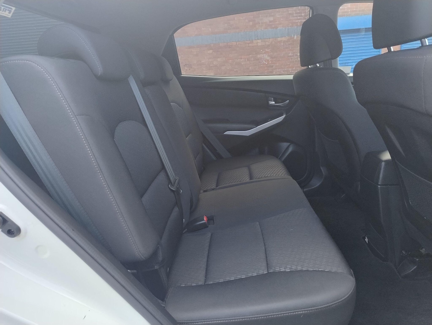 Used Ssangyong Korando 2016 for sale - 78058909: Photo 41