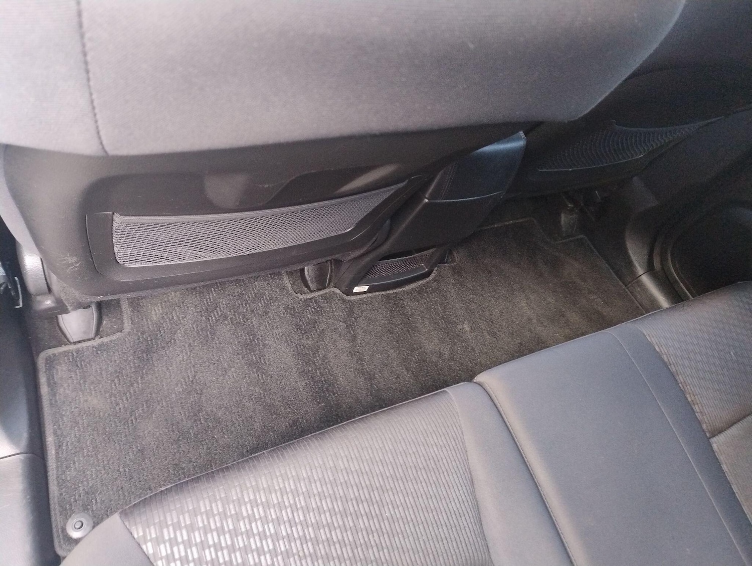 Used Ssangyong Korando 2016 for sale - 78058909: Photo 77