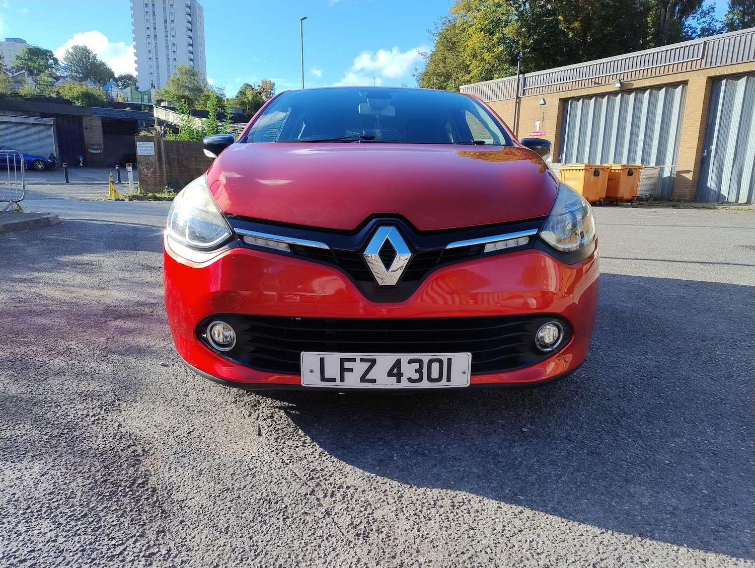 Used Renault Clio 2013 for sale - 76099189: Photo 3