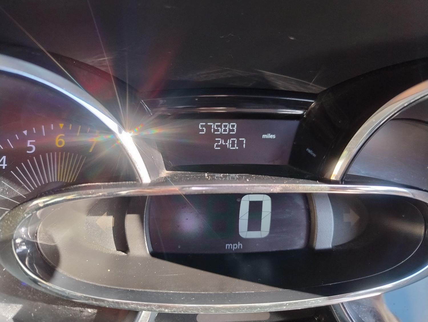 Used Renault Clio 2013 for sale - 76099189: Photo 35