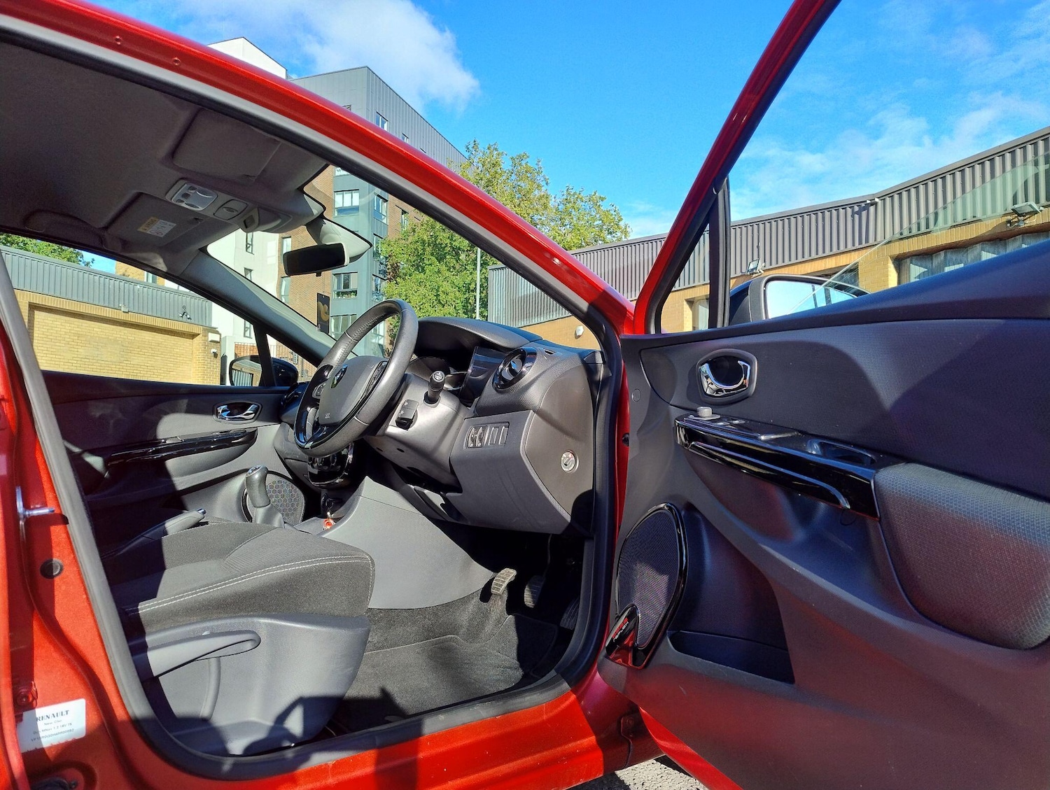 Used Renault Clio 2013 for sale - 76099189: Photo 52