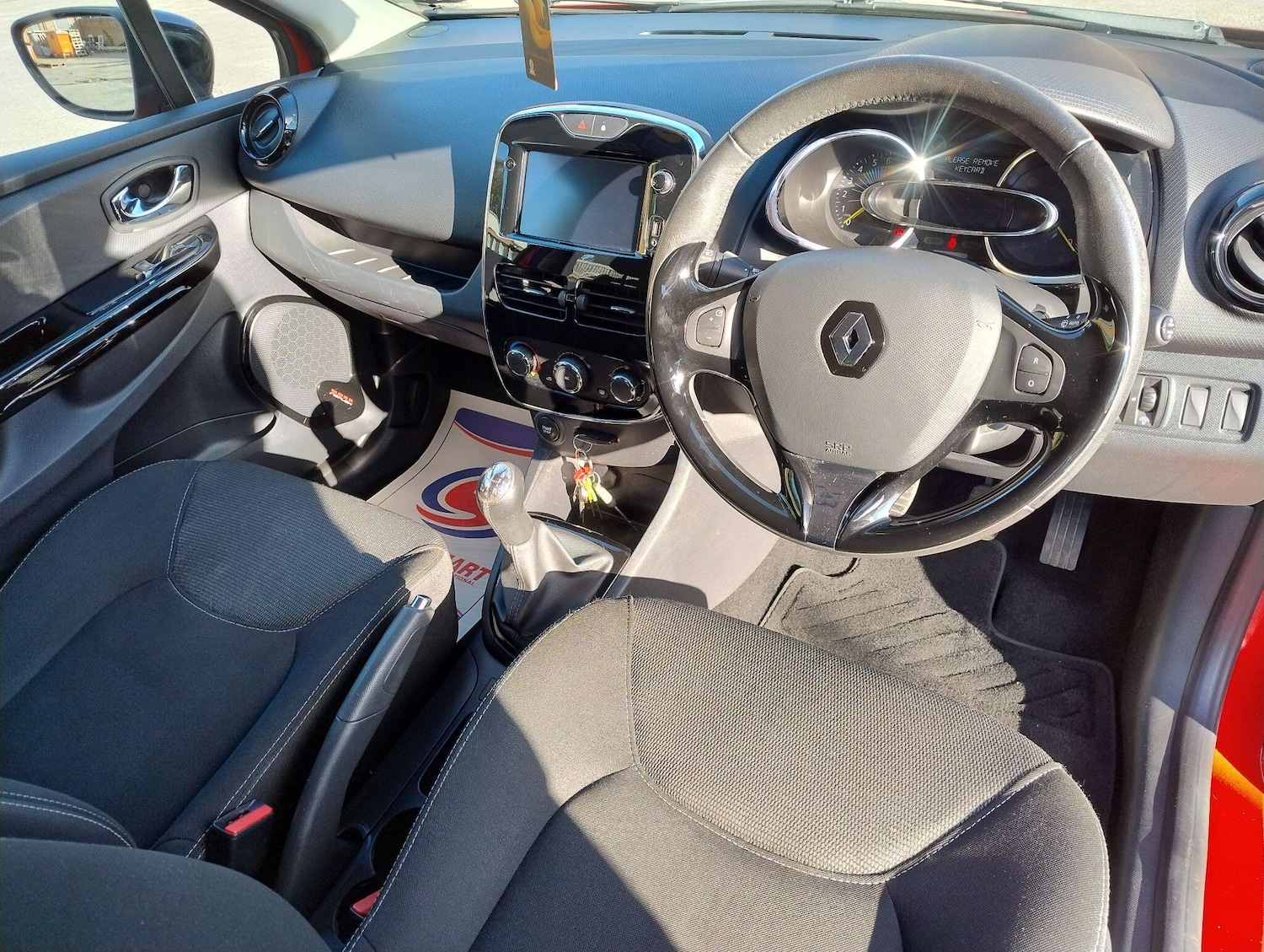 Used Renault Clio 2013 for sale - 76099189: Photo 54
