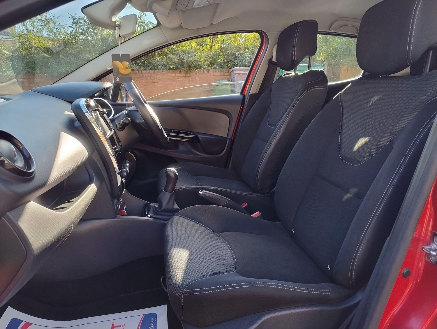 Used Renault Clio 2013 for sale - 76099189: Photo 61