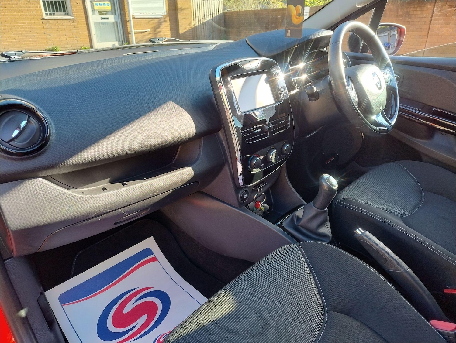 Used Renault Clio 2013 for sale - 76099189: Photo 62