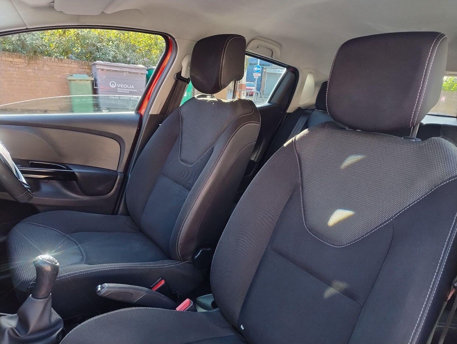 Used Renault Clio 2013 for sale - 76099189: Photo 64