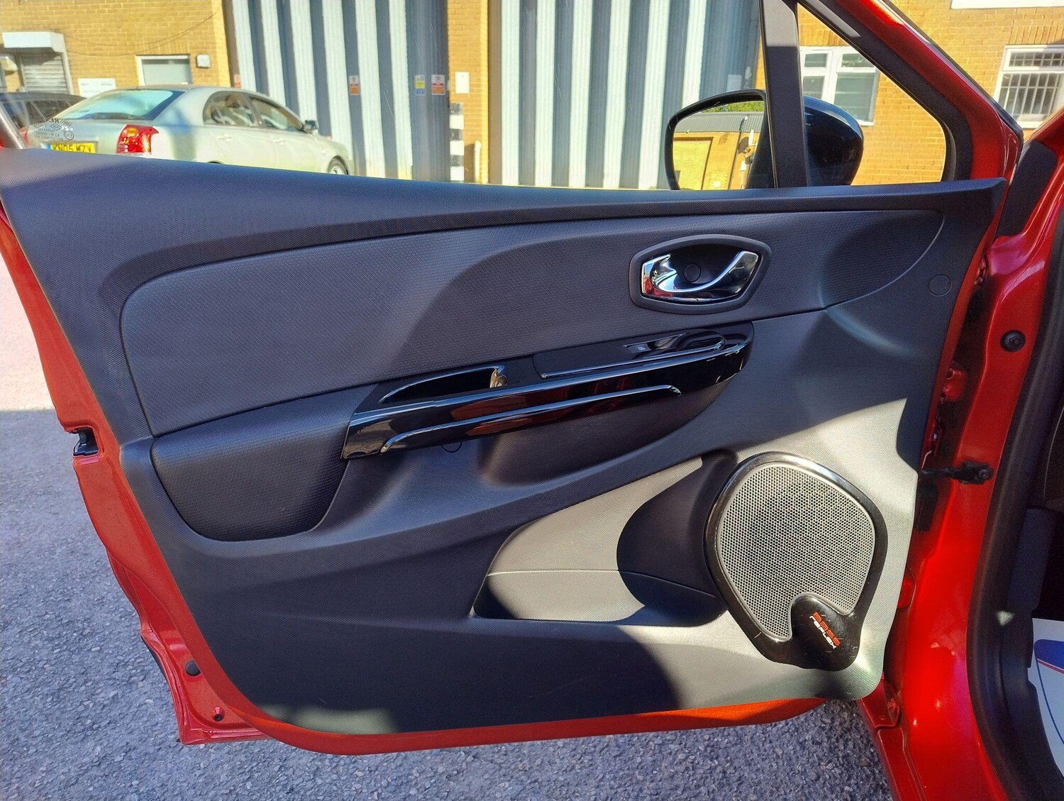 Used Renault Clio 2013 for sale - 76099189: Photo 66