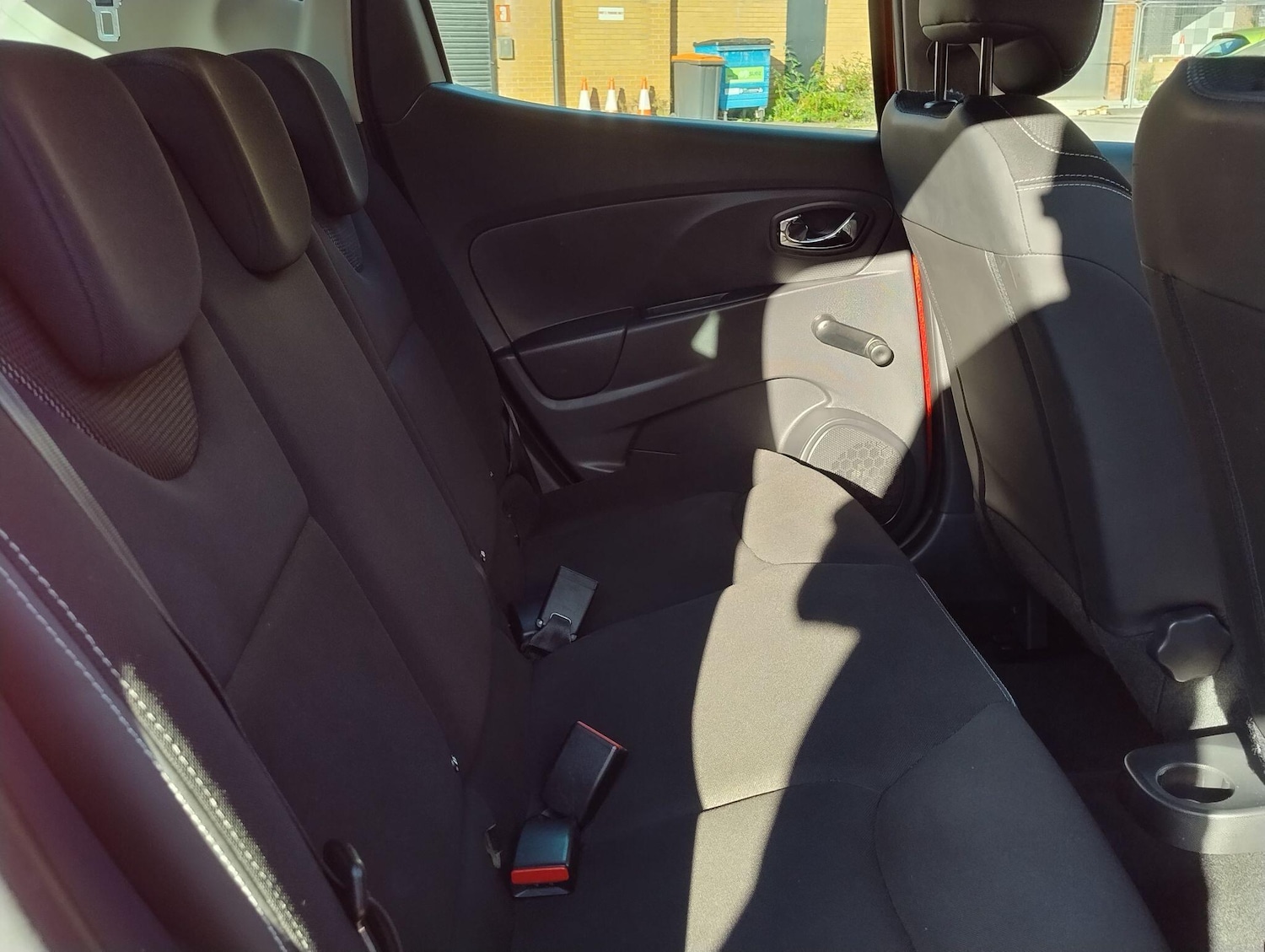 Used Renault Clio 2013 for sale - 76099189: Photo 71