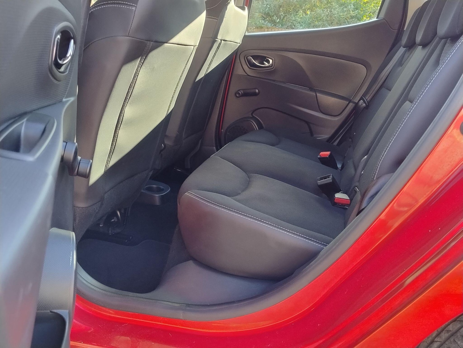 Used Renault Clio 2013 for sale - 76099189: Photo 73