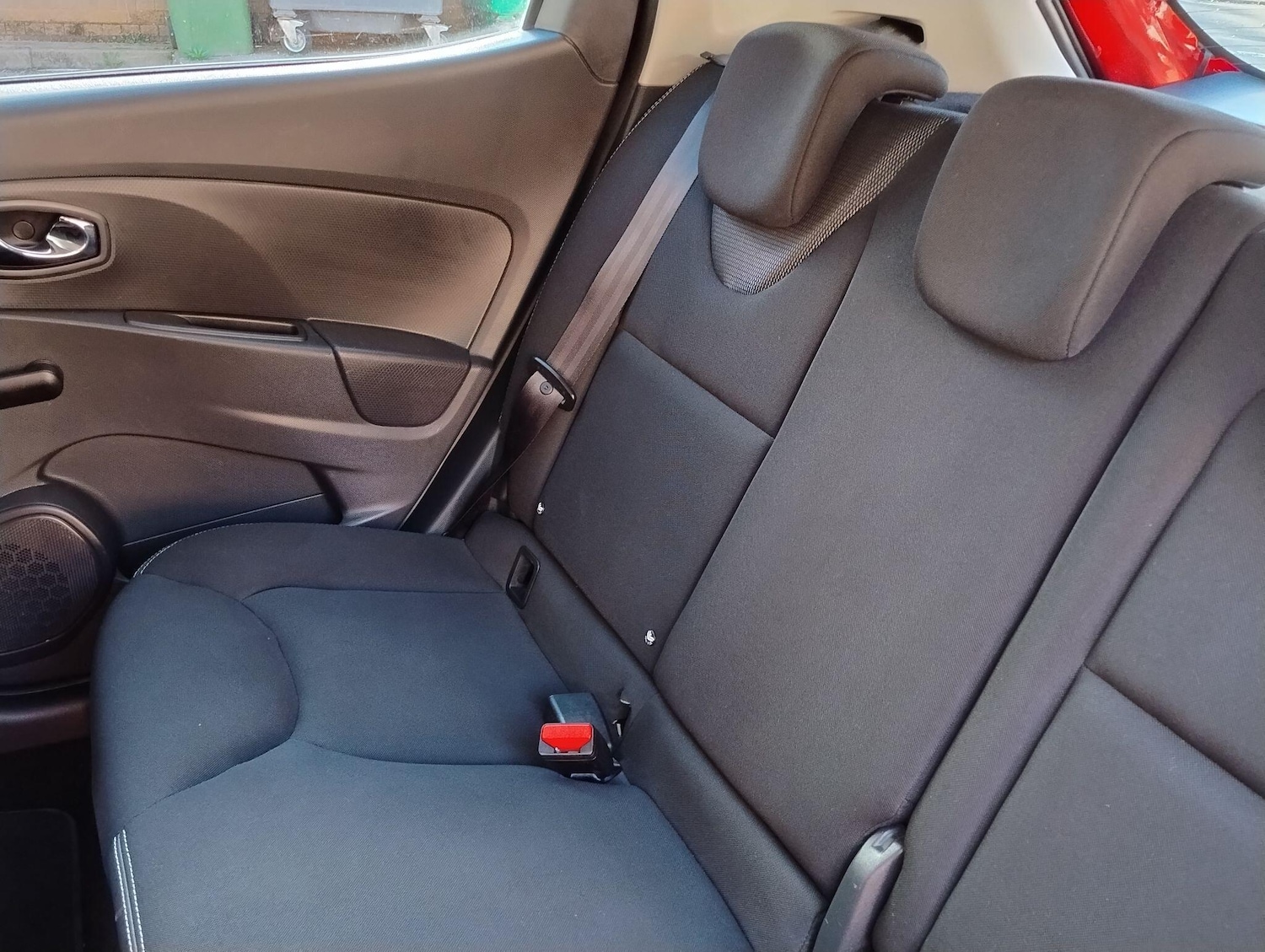 Used Renault Clio 2013 for sale - 76099189: Photo 75