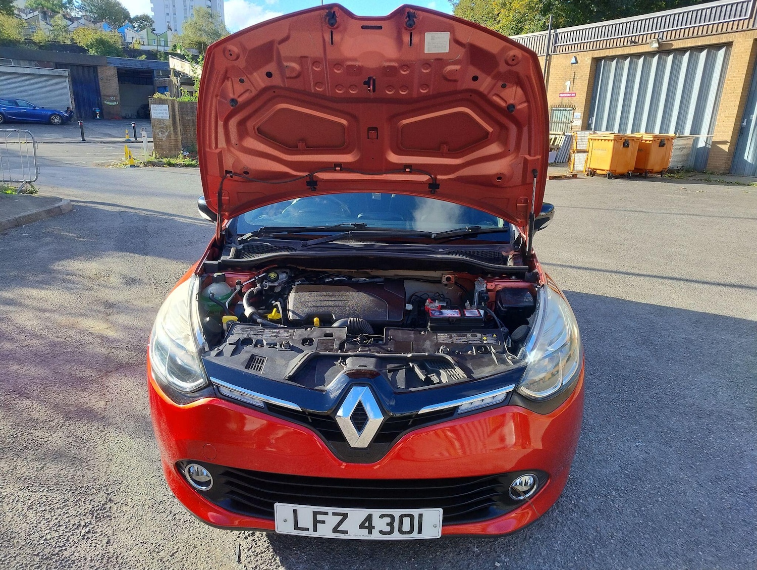 Used Renault Clio 2013 for sale - 76099189: Photo 83