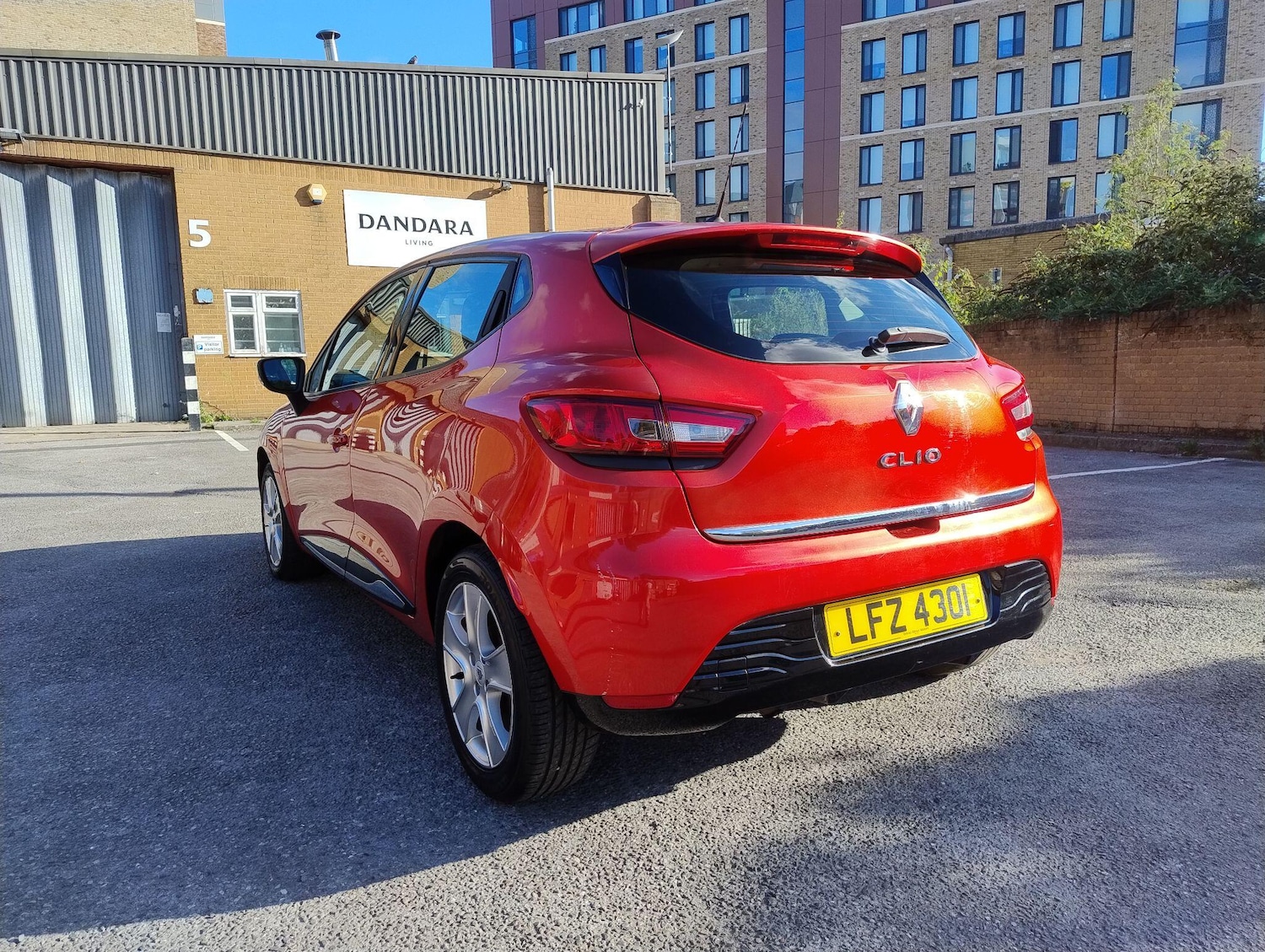 Used Renault Clio 2013 for sale - 76099189: Photo 9