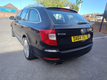 Used Skoda Superb 2014 for sale - 78448477: Photo