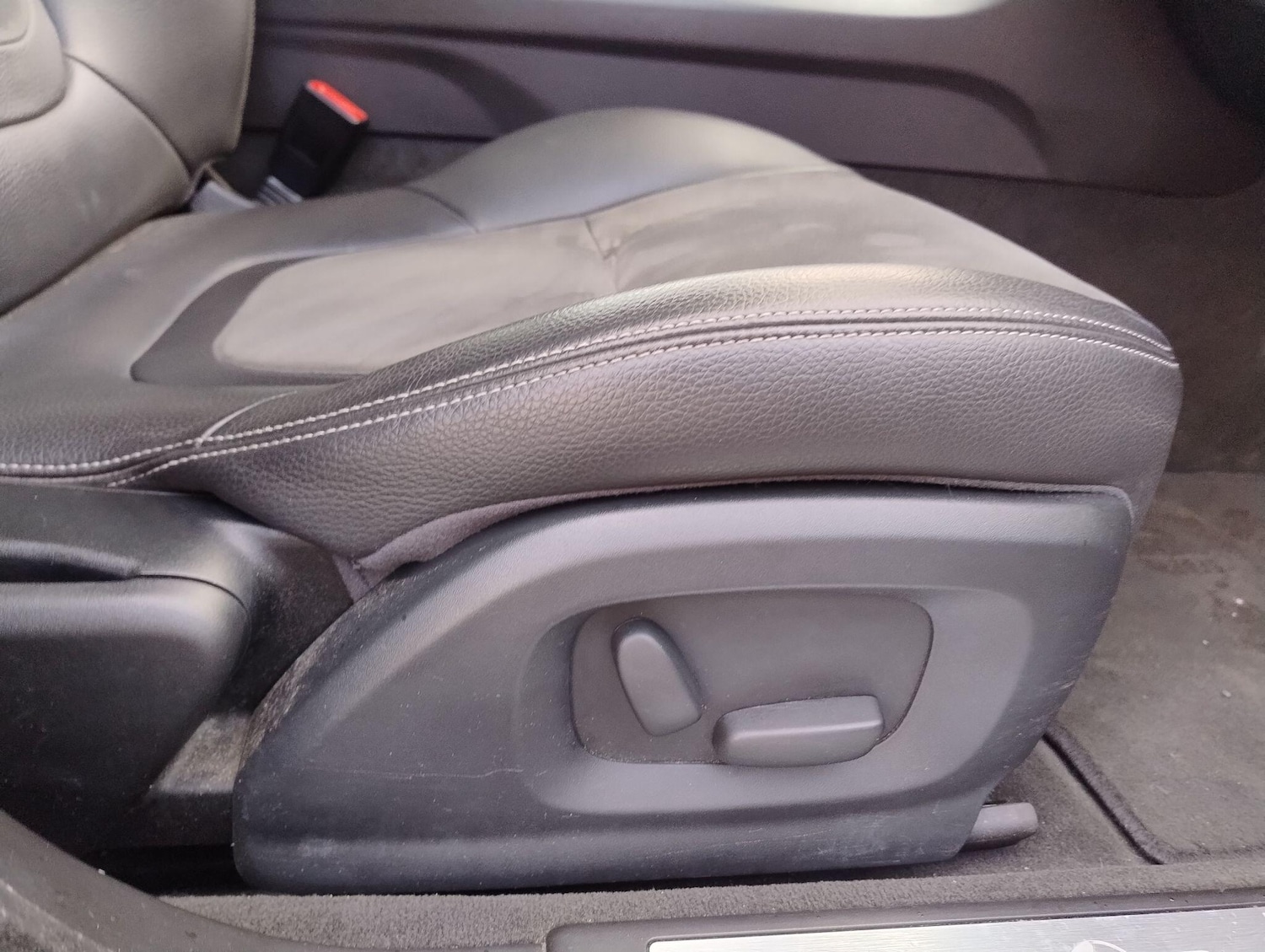 Used Jaguar XF 2014 for sale - 77479524: Photo 38