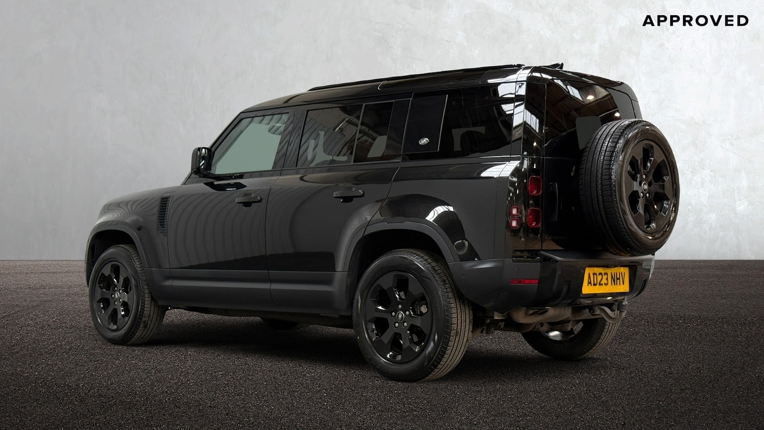 Used Land Rover Defender 2023 for sale - 78049141: Photo 2