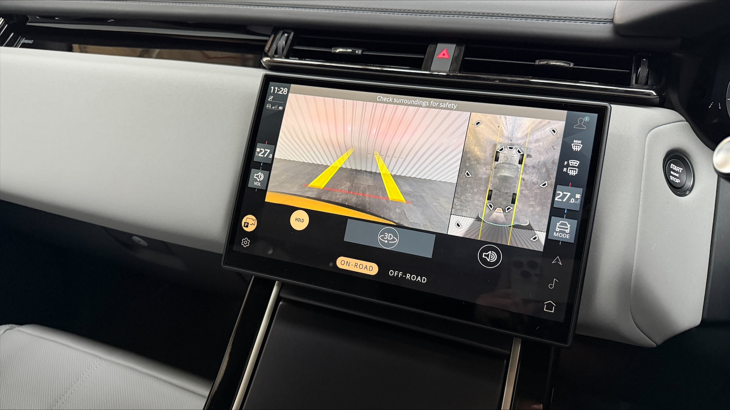 Used Land Rover Range Rover Velar 2025 for sale - 76647357: Photo 12