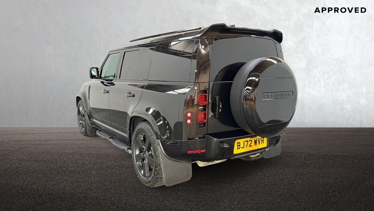 Used Land Rover Defender 110 2022 for sale - 76647358: Photo 2