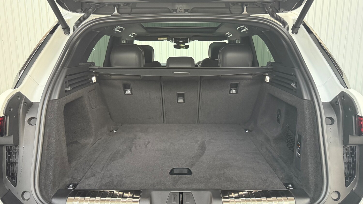 Used Land Rover Range Rover Sport 2025 for sale - 76176075: Photo 10