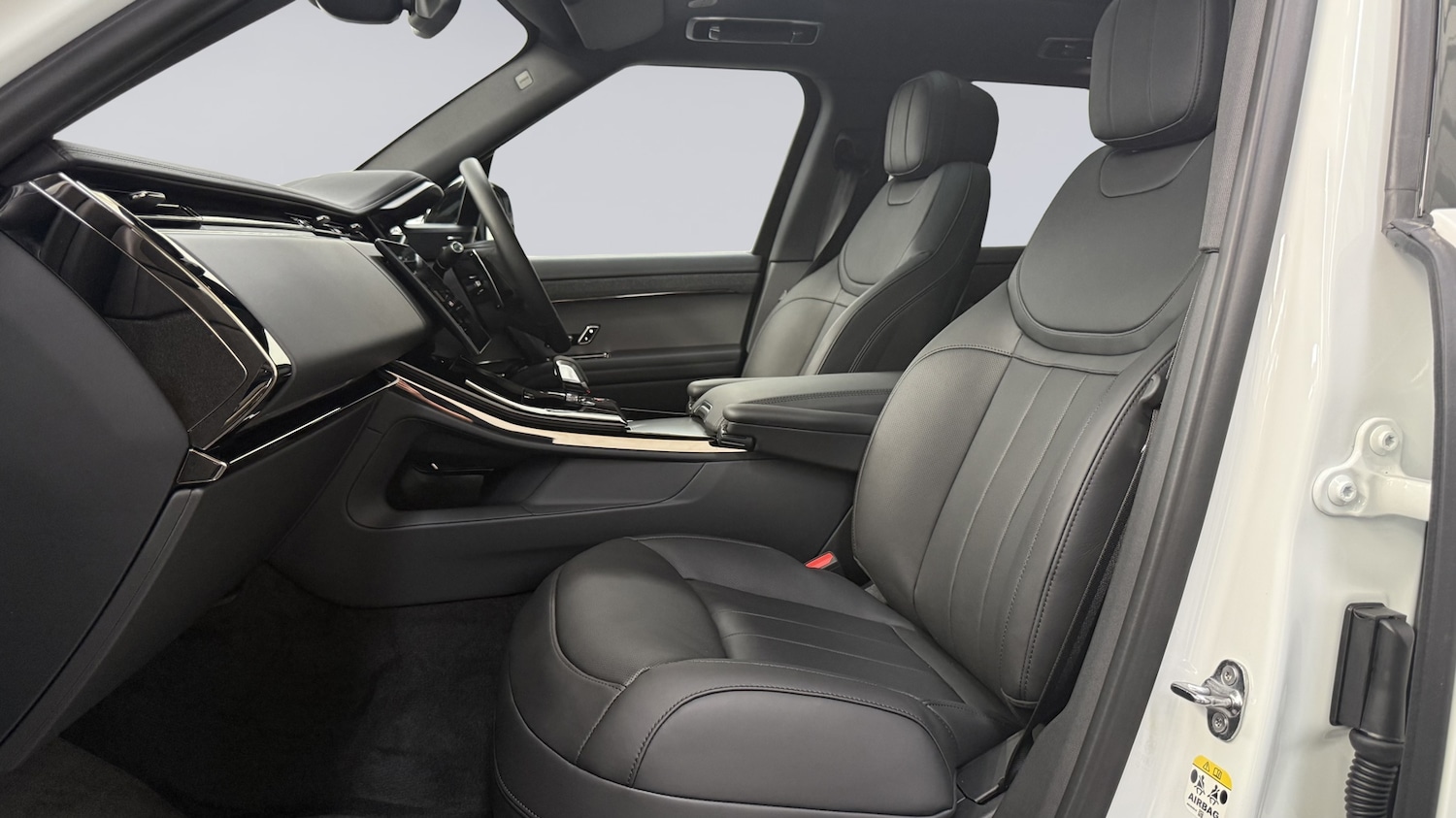 Used Land Rover Range Rover Sport 2025 for sale - 76176075: Photo 3