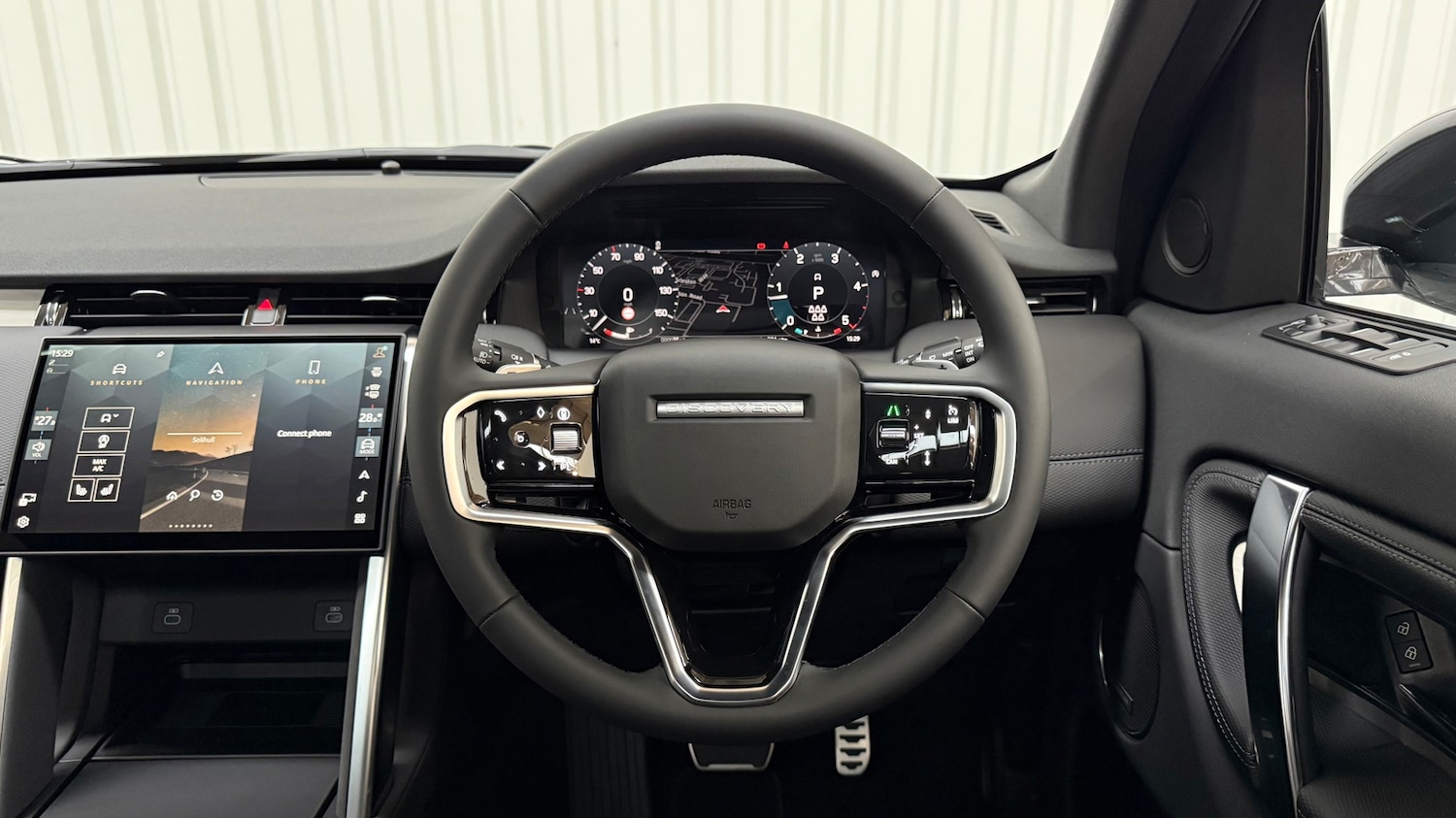 Used Land Rover Discovery Sport 2025 for sale - 76563203: Photo 15