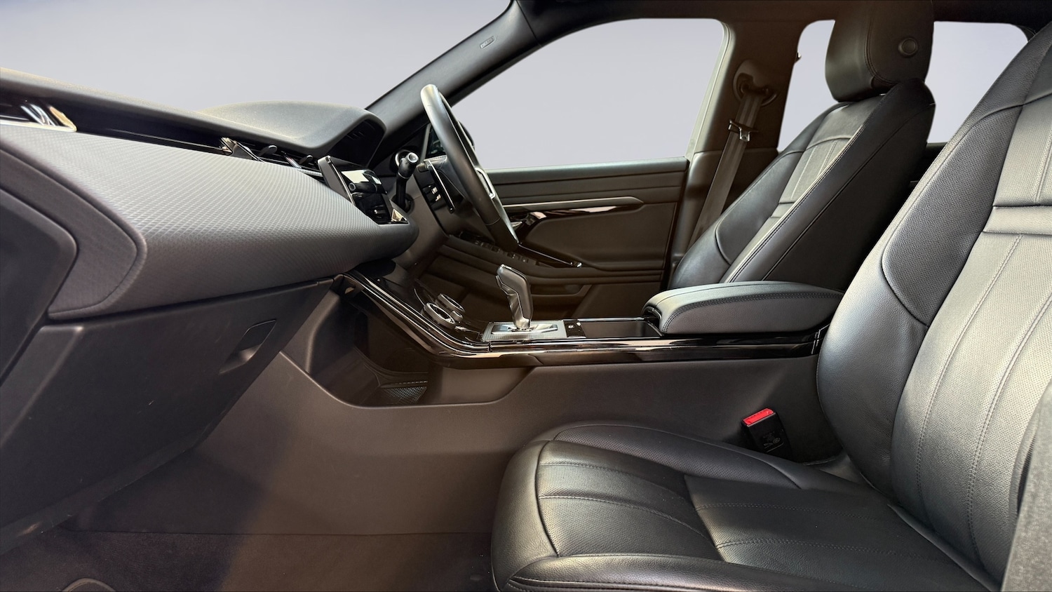 Used Land Rover Range Rover Evoque 2023 for sale - 78128758: Photo 3