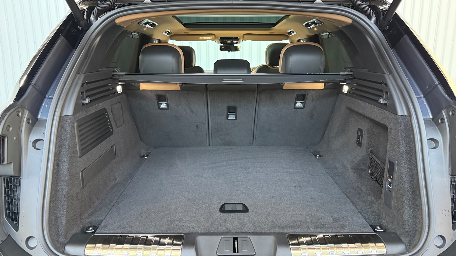 Used Land Rover Range Rover Sport 2025 for sale - 76800734: Photo 10