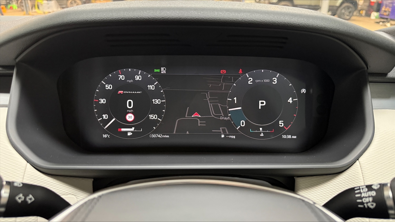 Used Land Rover Discovery 2022 for sale - 76400313: Photo 16