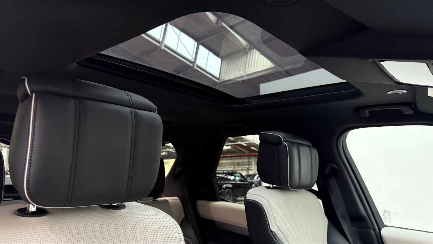 Used Land Rover Discovery 2022 for sale - 76400313: Photo 20