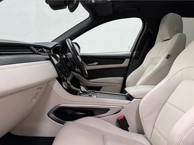 Used Jaguar F-Pace 2023 for sale - 77124761: Photo 3