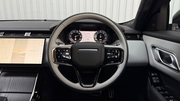 Used Land Rover Range Rover Velar 2025 for sale - 75479210: Photo 15