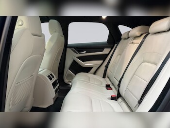 Used Land Rover Range Rover Evoque 2019 for sale - 77268834: Photo