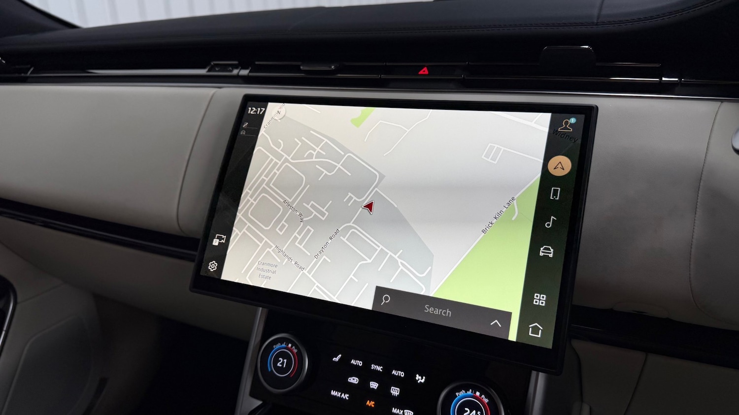 Used Land Rover Range Rover 2023 for sale - 76635394: Photo 11