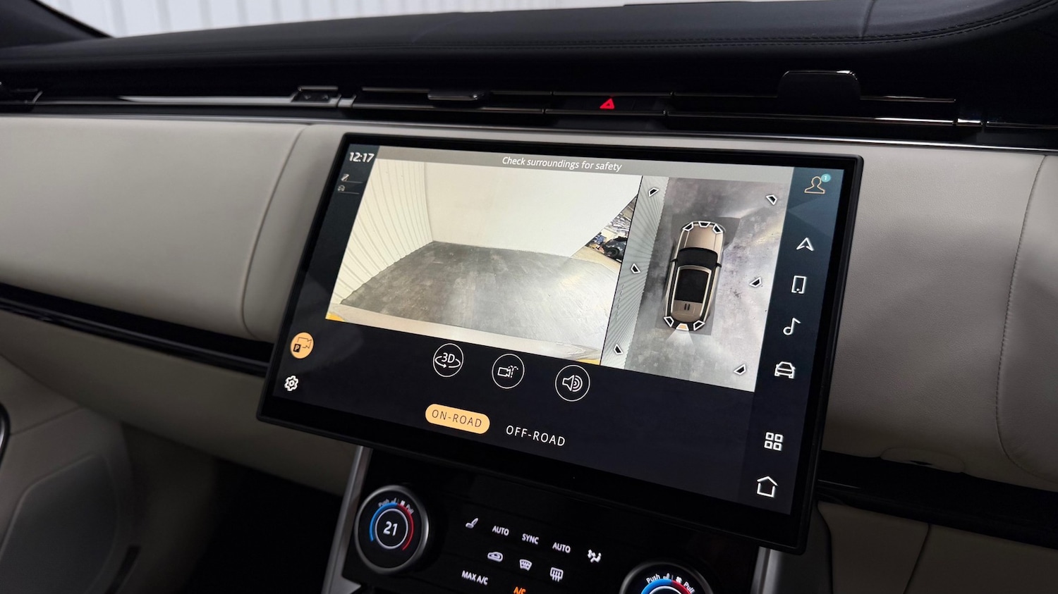 Used Land Rover Range Rover 2023 for sale - 76635394: Photo 12