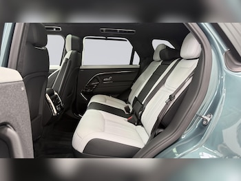 Used Land Rover Range Rover Sport 2025 for sale - 75859540: Photo