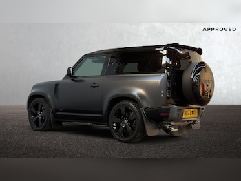 Used Land Rover Defender 90 2023 for sale - 76551834: Photo