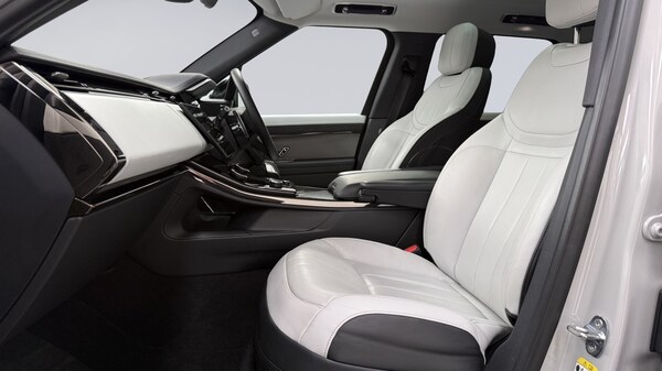 Used Land Rover Range Rover Sport 2023 for sale - 76261210: Photo 3