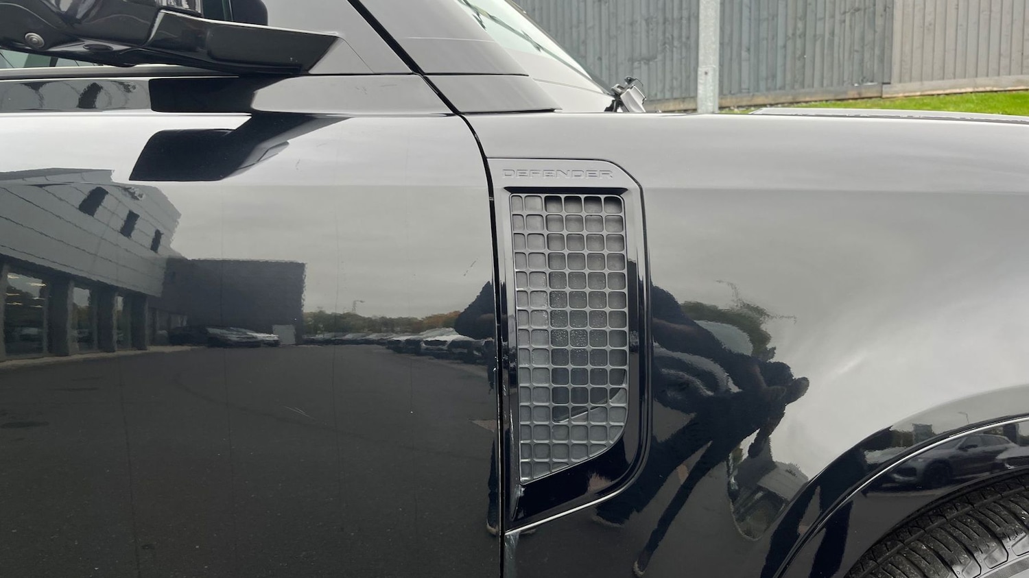 Used Land Rover Defender 2023 for sale - 77388414: Photo 20