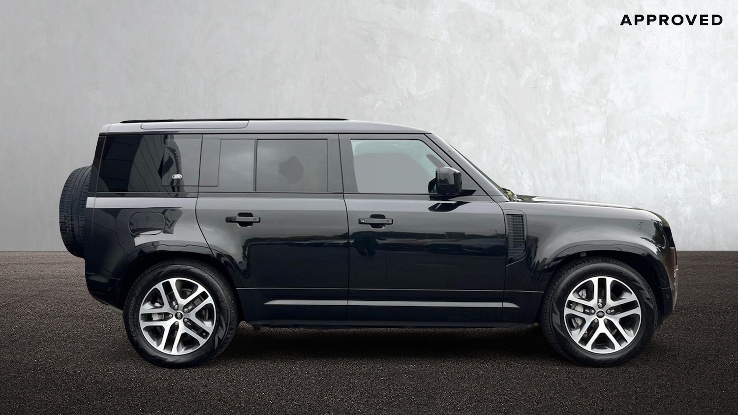 Used Land Rover Defender 2023 for sale - 77388414: Photo 5