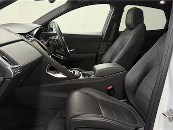 Used Jaguar E-Pace 2024 for sale - 77124352: Photo