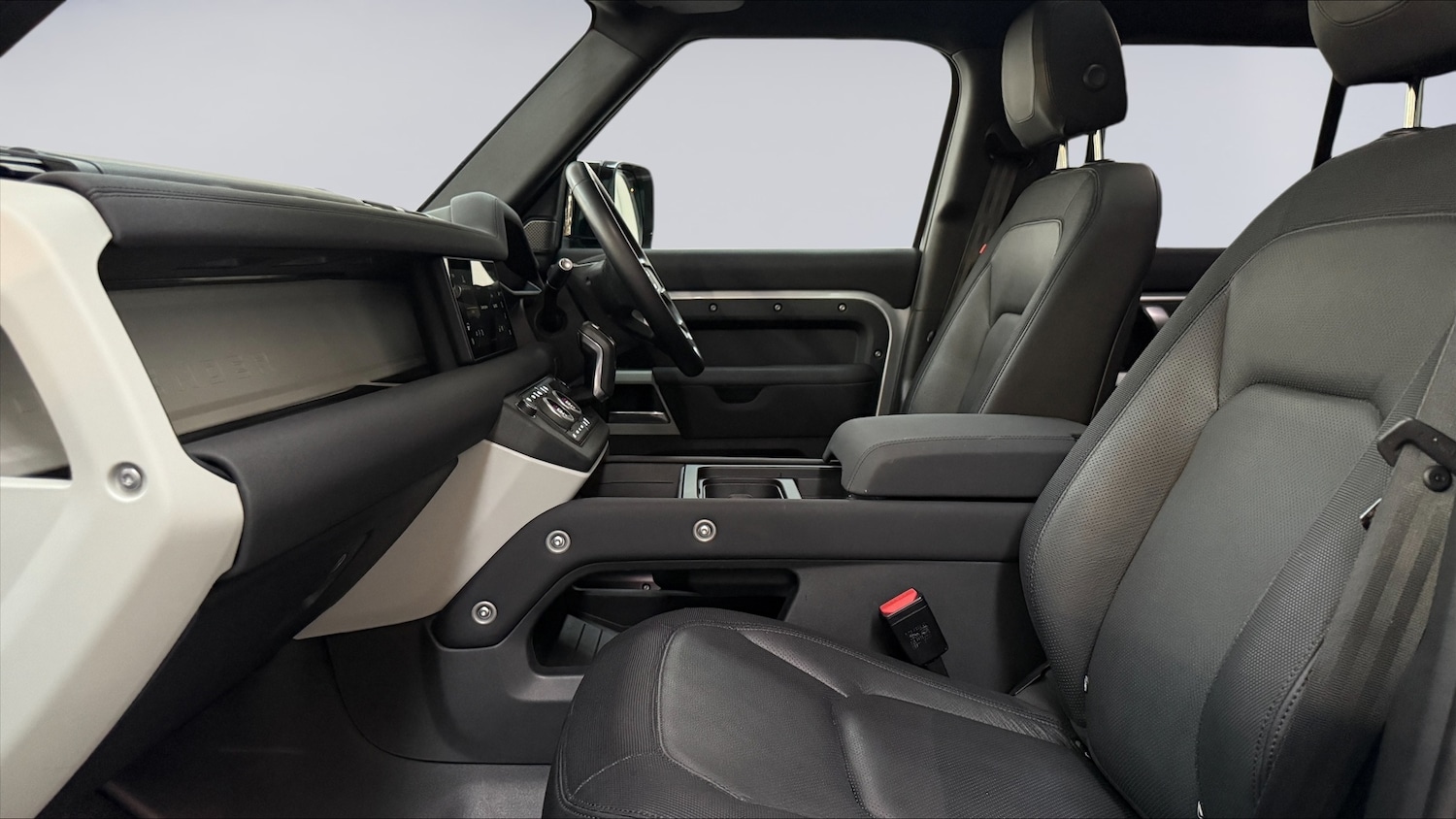 Used Land Rover Defender 2023 for sale - 77551529: Photo 3