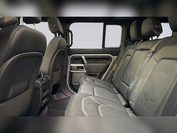 Used Land Rover Defender 2023 for sale - 77551529: Photo